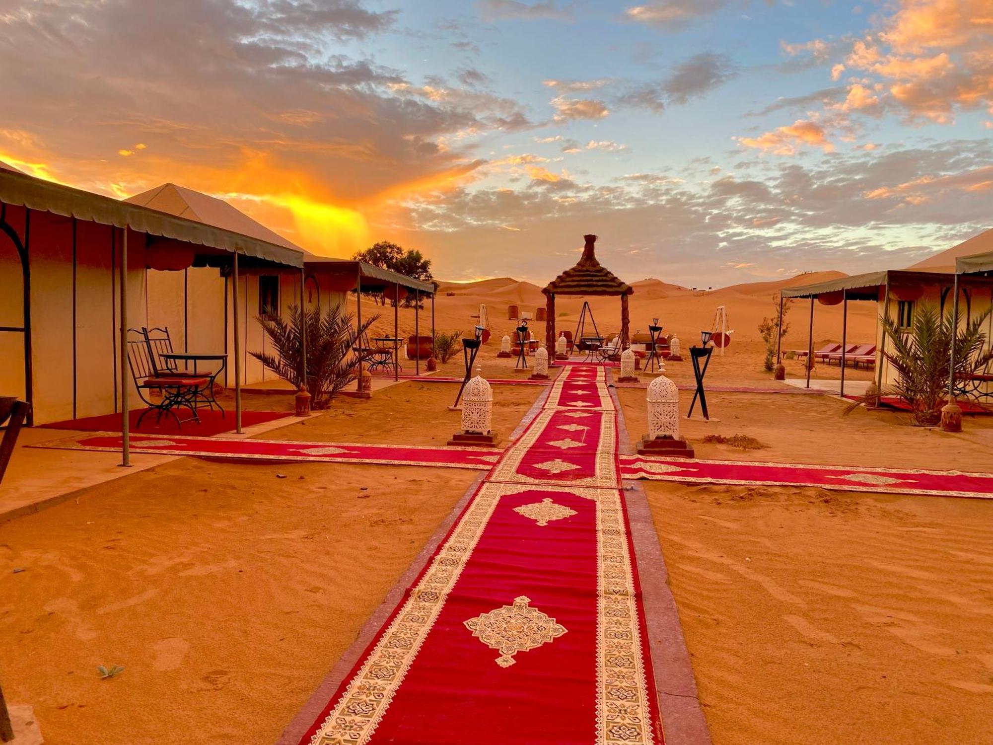 Under Stars Desert Camp メルズーガ エクステリア 写真