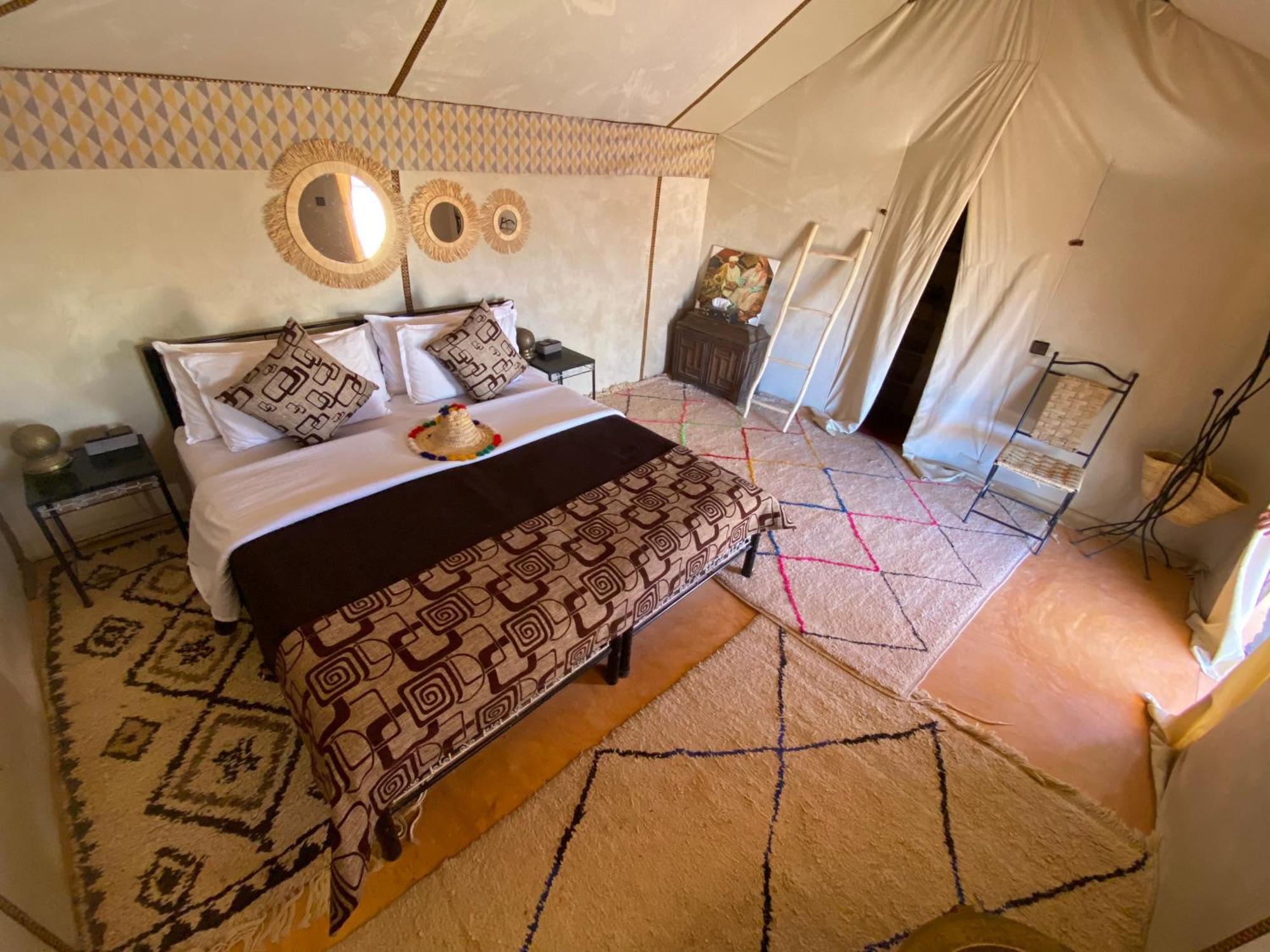 Under Stars Desert Camp メルズーガ エクステリア 写真